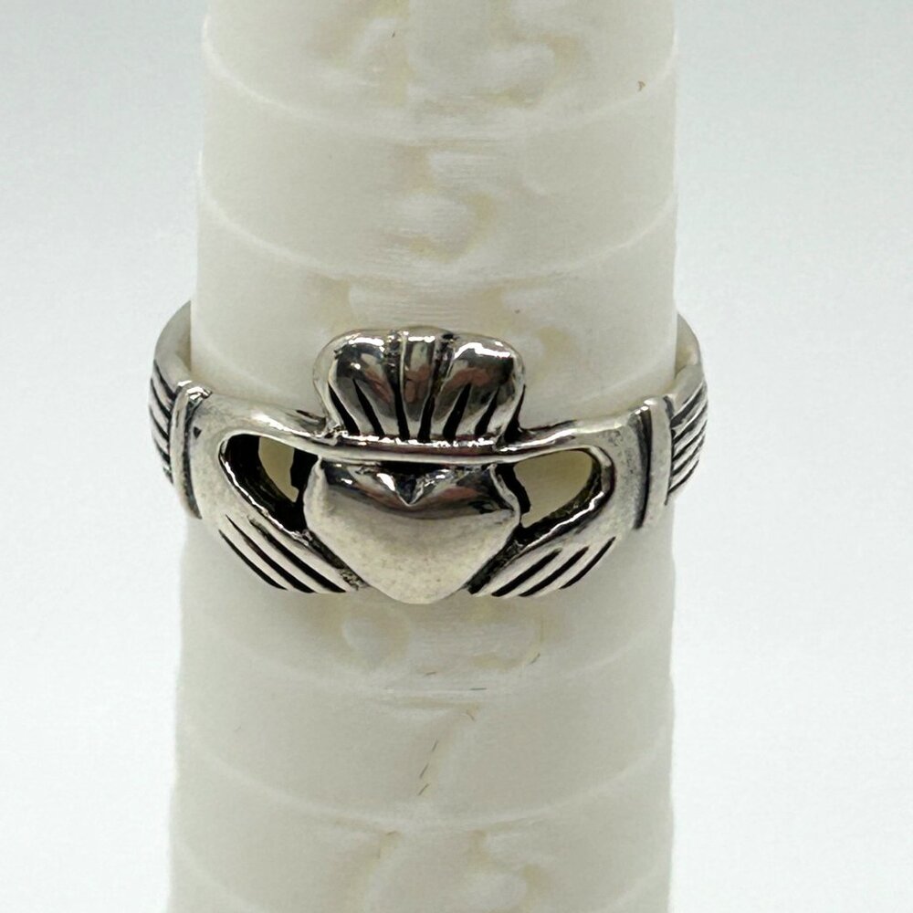 Vintage Sterling Silver Claddagh Ring Irish Celtic Jewelry Signed HVP 925 Size 6 - Picture 11 of 11